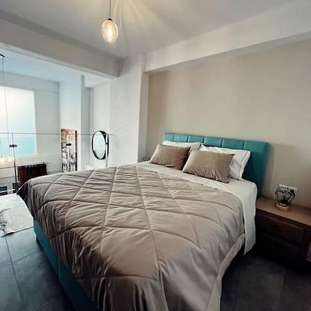 Escala Luxury Loft 2 In The Center &Free Parking Apartment Volos Bagian luar foto