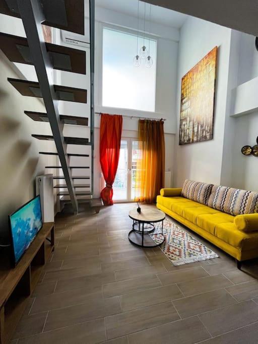 Escala Luxury Loft 2 In The Center &Free Parking Apartment Volos Bagian luar foto