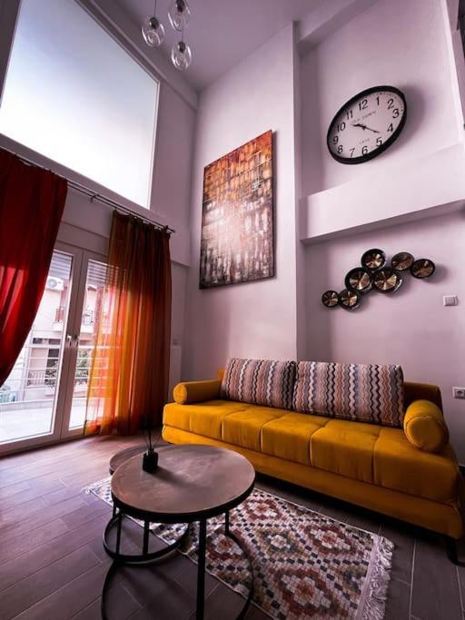 Escala Luxury Loft 2 In The Center &Free Parking Apartment Volos Bagian luar foto